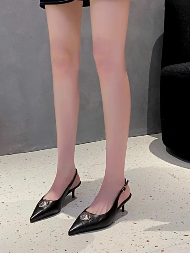 827-1黑色细跟高跟鞋