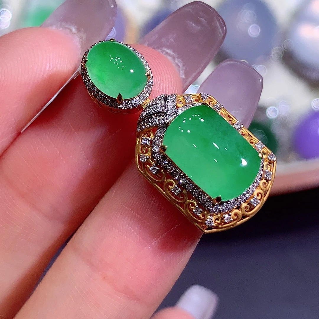 翡翠18K金镶嵌吊坠(不含链)