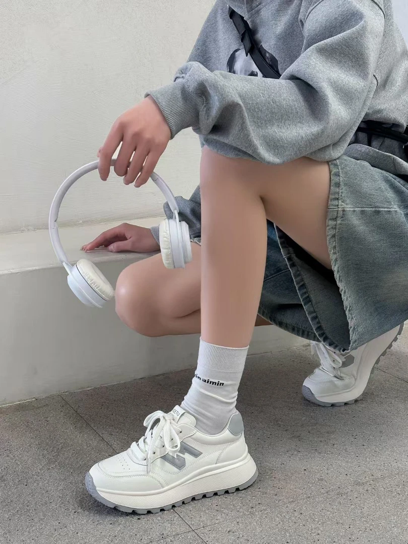 超轻发泡底 大码女鞋40-43码显瘦休闲女鞋软底舒适6002