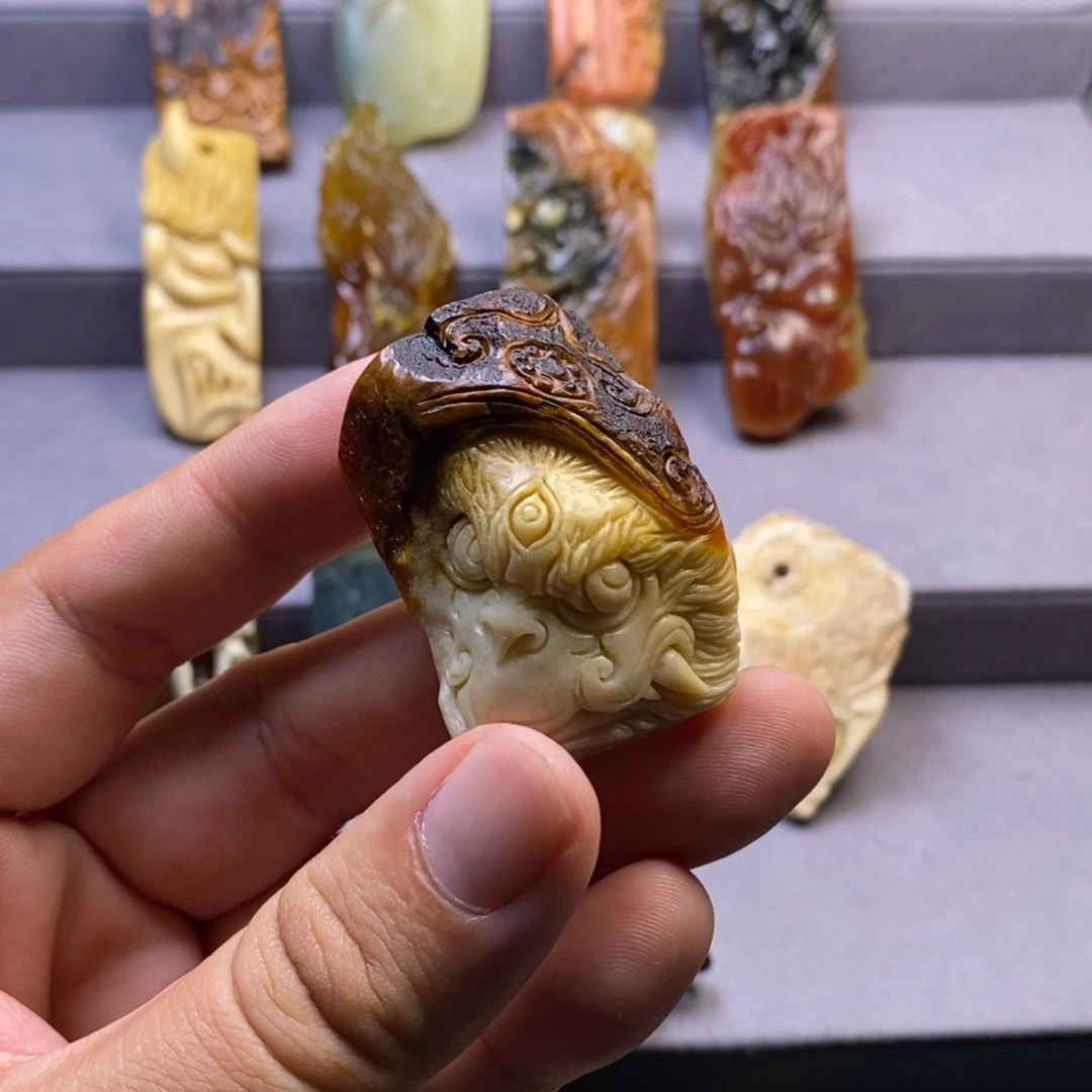 茶***事岫玉未镶嵌颈饰挂件