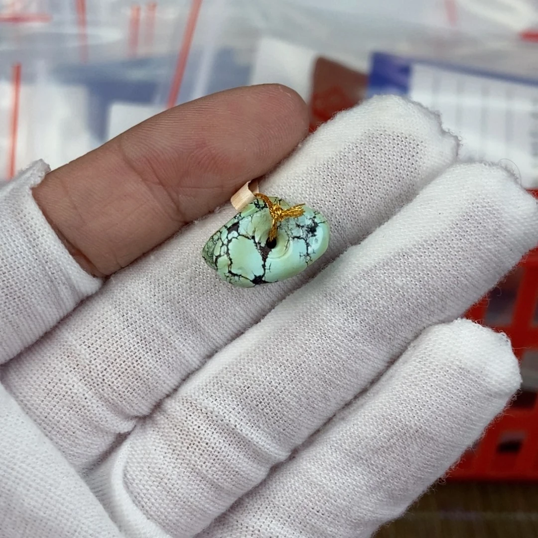 未镶嵌绿松石珠宝奇石