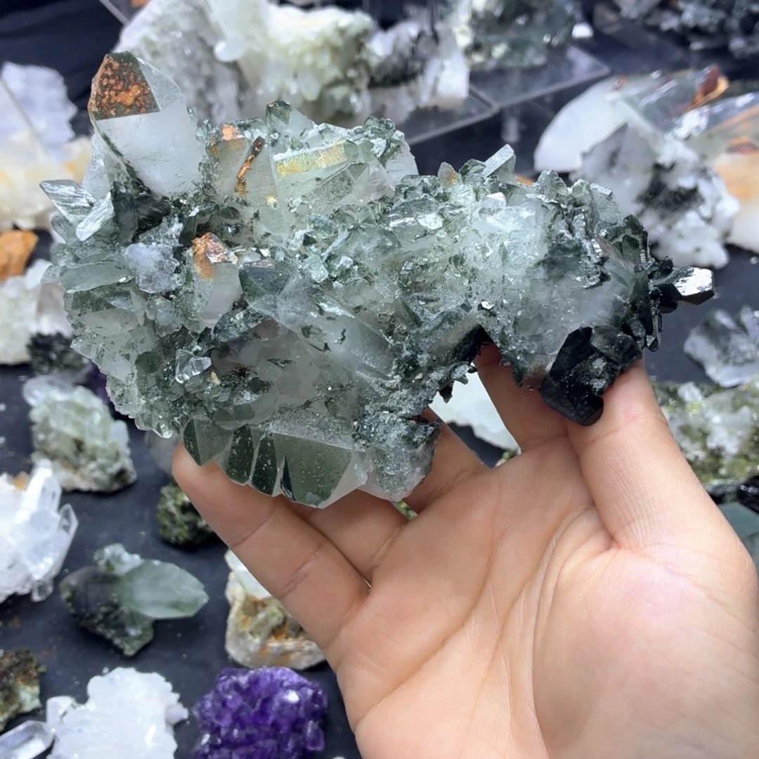 石材超闪大绿幽簇