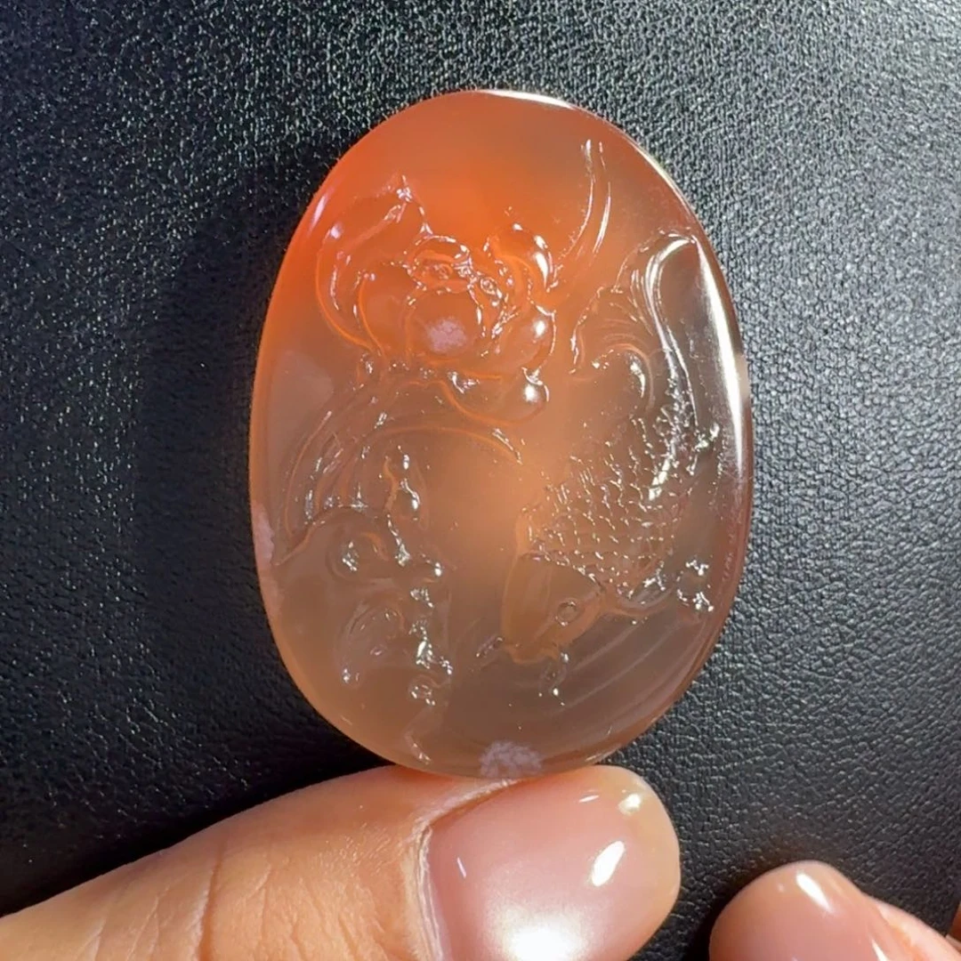 南红玛瑙未镶嵌挂件