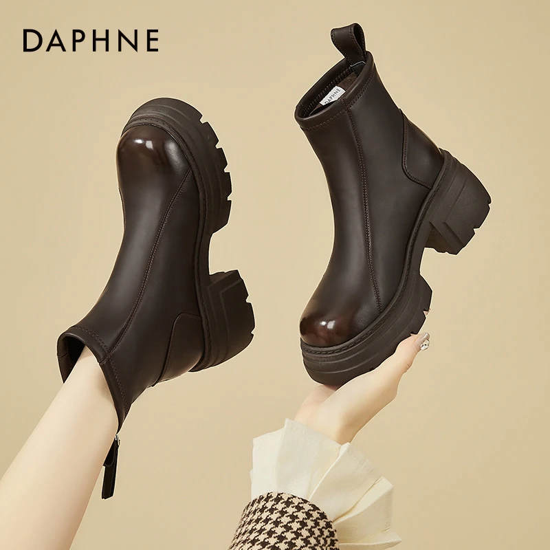 达芙妮棕色短靴女厚底马丁靴2025秋冬新款小个子短筒靴弹力瘦瘦靴