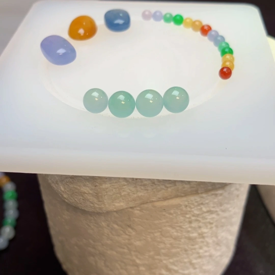 定制翡翠未镶嵌6.5mm薄荷绿单珠