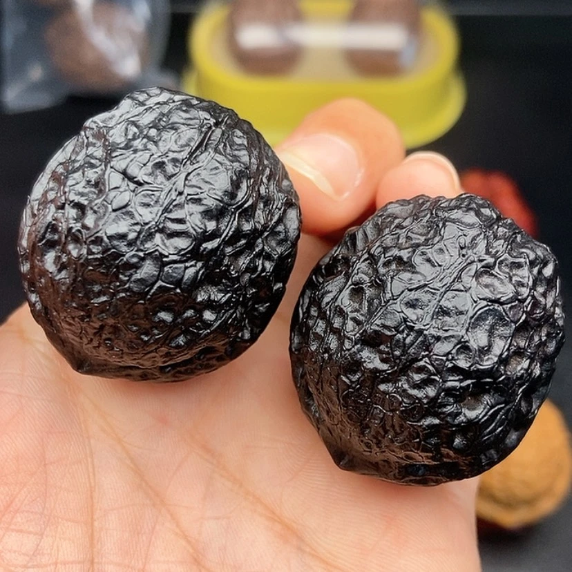 【闪购商品】把件文玩核桃38尺蛇皮元宝