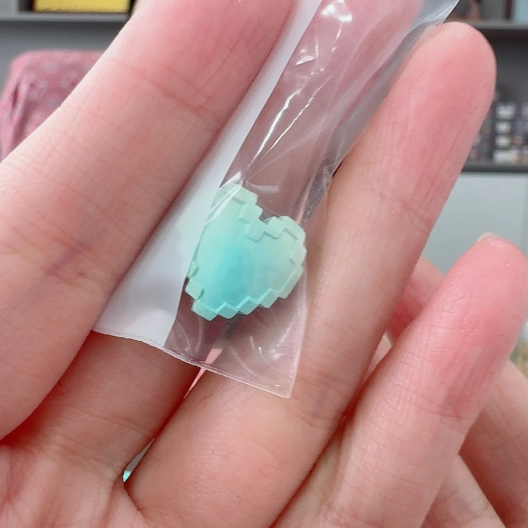 幂***蜜绿松石未镶嵌珠宝奇石