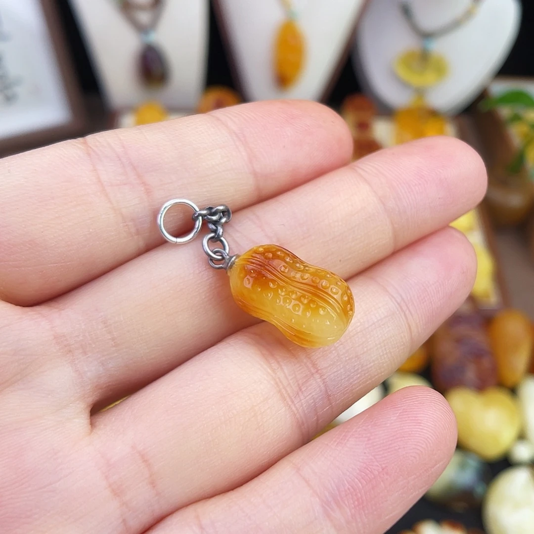 琥珀未镶嵌珠宝奇石