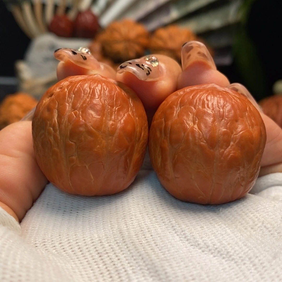 海***学文玩核桃把件手捻