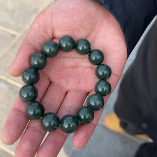 颈饰未镶嵌和田玉卡16