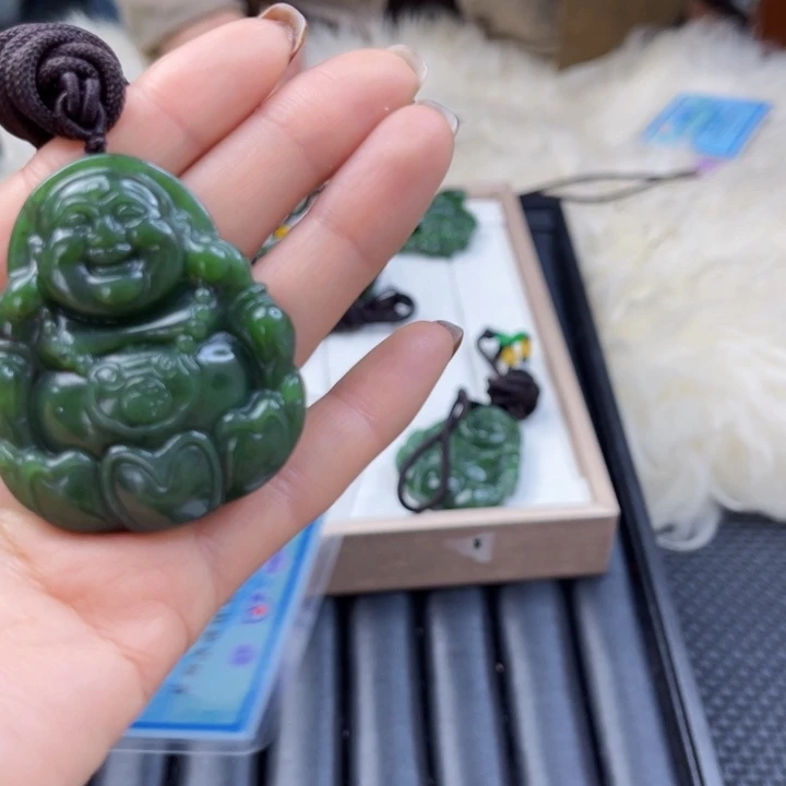 【闪购商品】和田玉(碧玉)颈饰未镶嵌