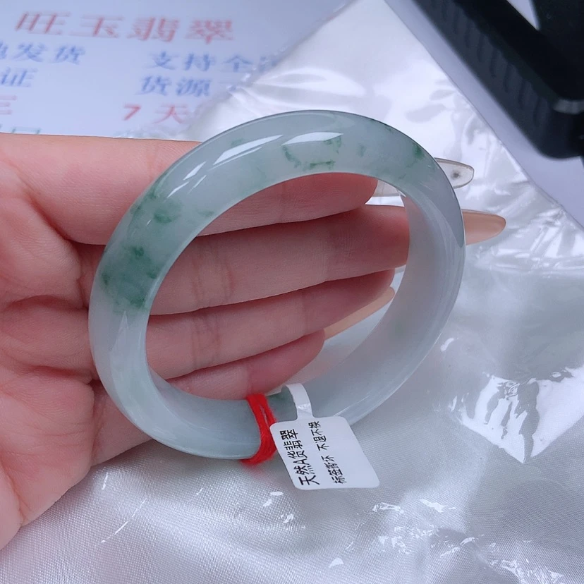 【闪购商品】未镶嵌手镯翡翠55-56圈口