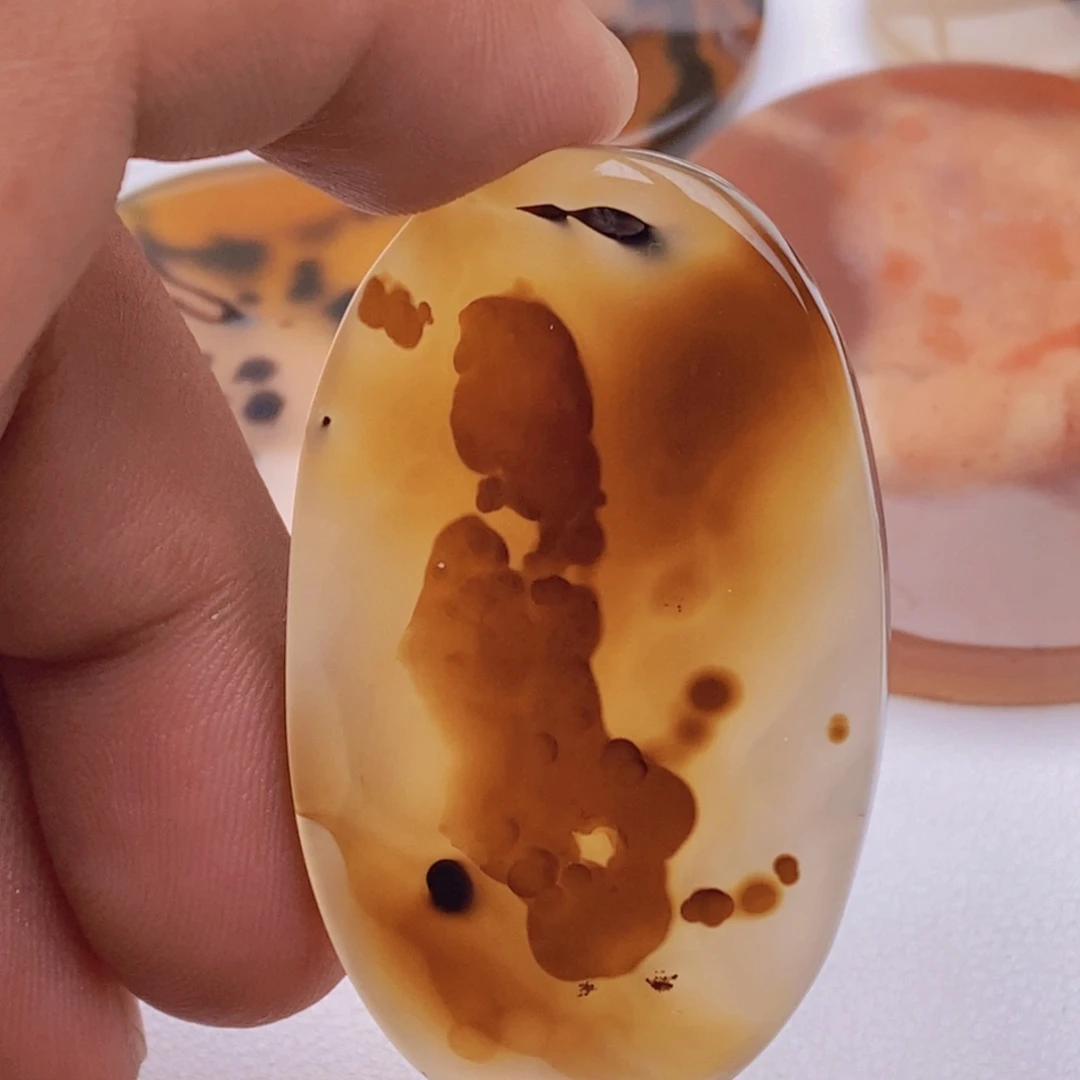 玛瑙/玉髓颈饰未镶嵌微瑕55