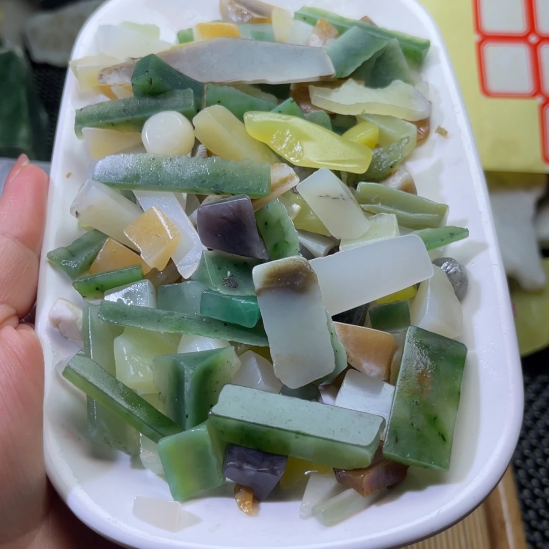 未镶嵌和田玉车挂