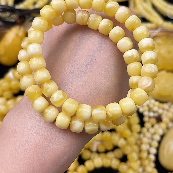 琥珀未镶嵌颈饰琥珀，多样性发其一