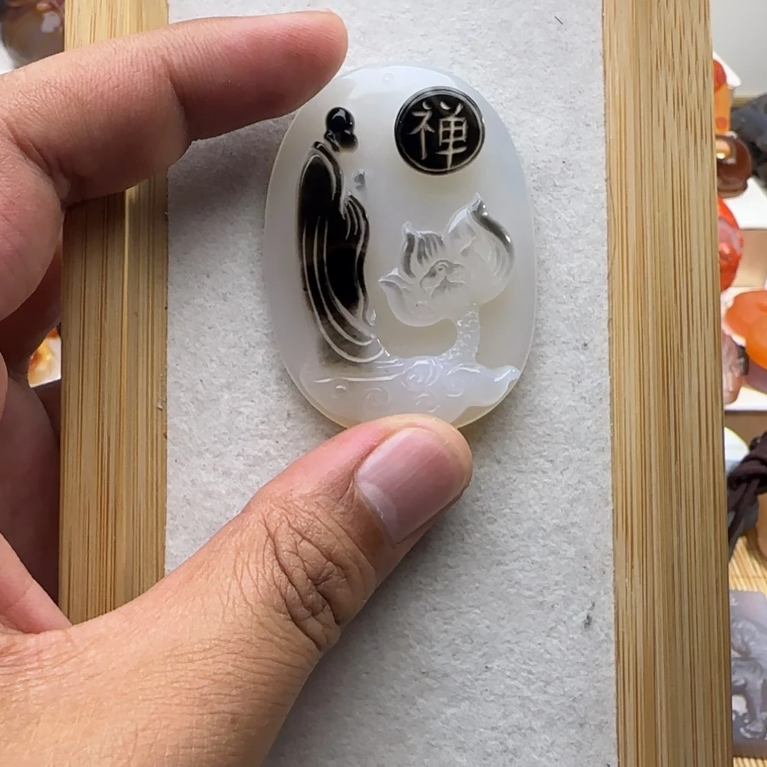 玛瑙/玉髓颈饰未镶嵌勿***0