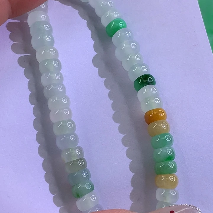 翡翠18K金镶嵌颈饰翡翠