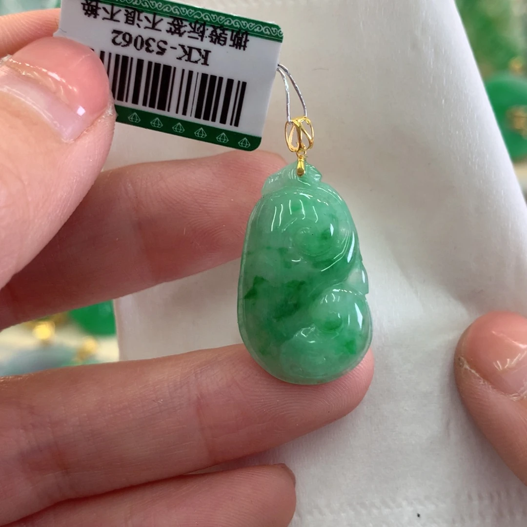 翡翠吊坠(不含链)18K金镶嵌