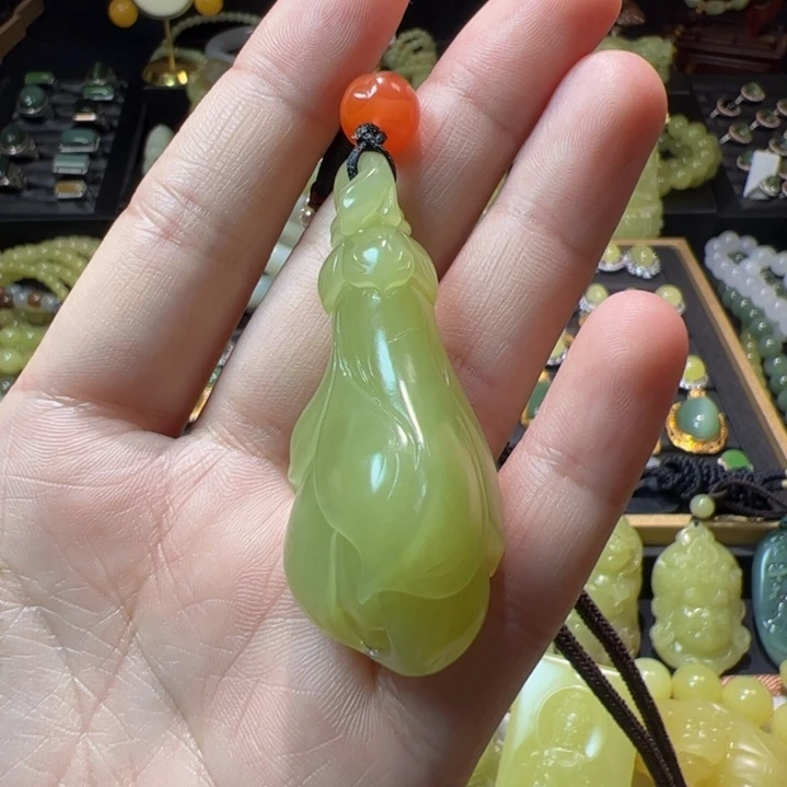 和田玉（黄玉）颈饰未镶嵌