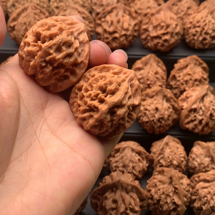 吊坠文玩核桃k**t秦岭野生官帽