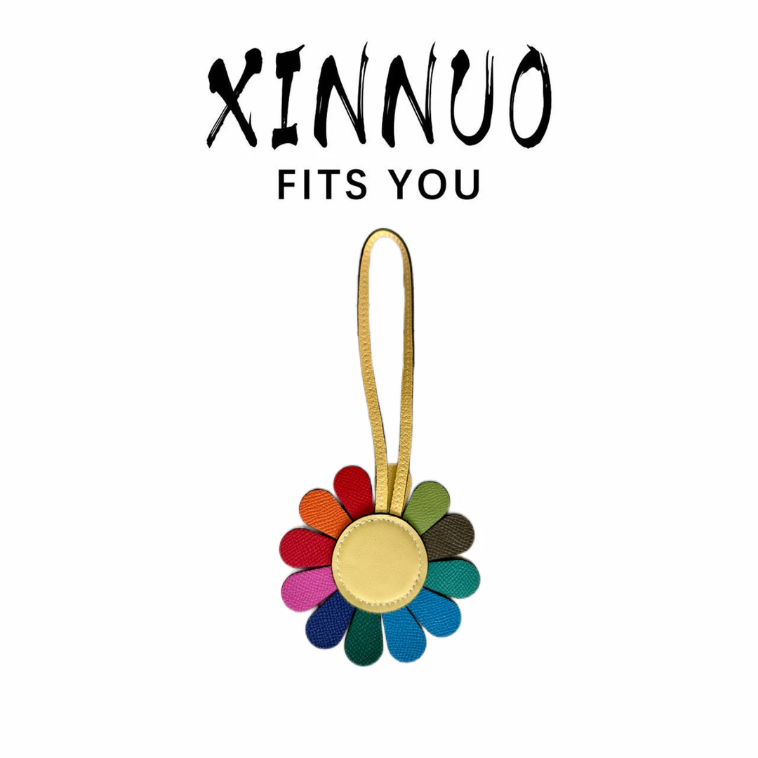 欧洲站高级感彩虹笑脸太阳花挂件七彩花朵钥匙挂扣包包挂手机挂饰