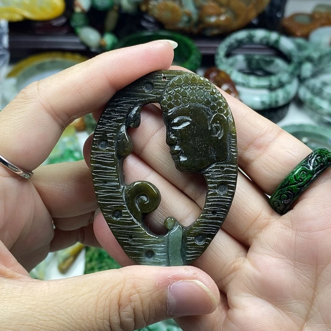 颈饰未镶嵌翡翠牌子