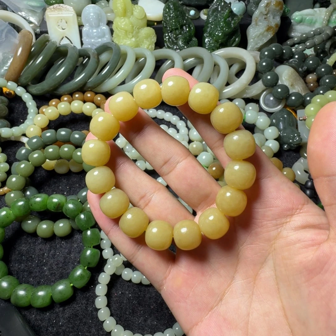 和田玉未镶嵌手串