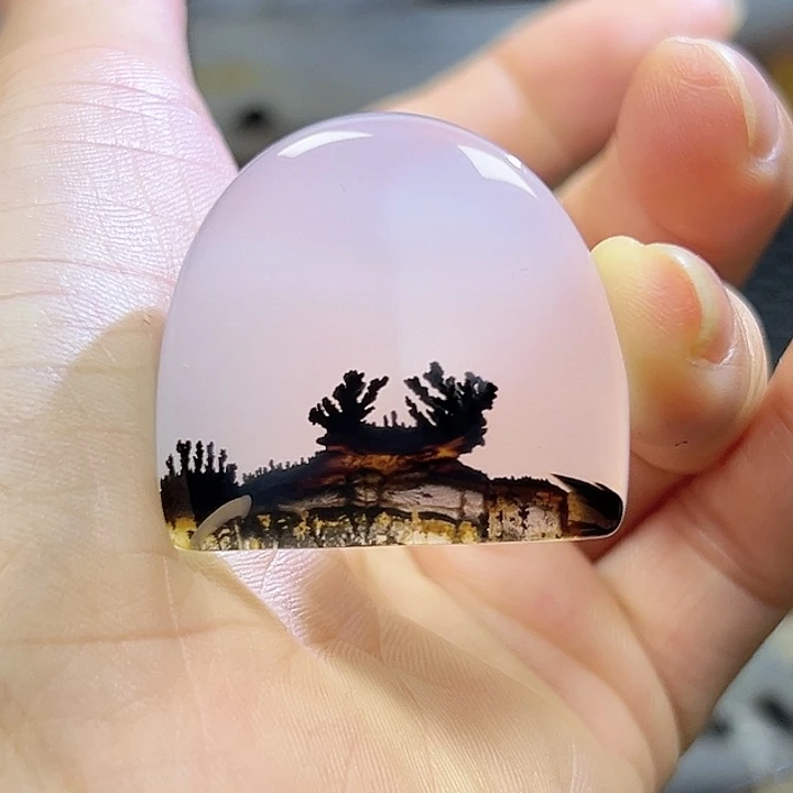 凤***归玛瑙/玉髓未镶嵌珠宝半成品