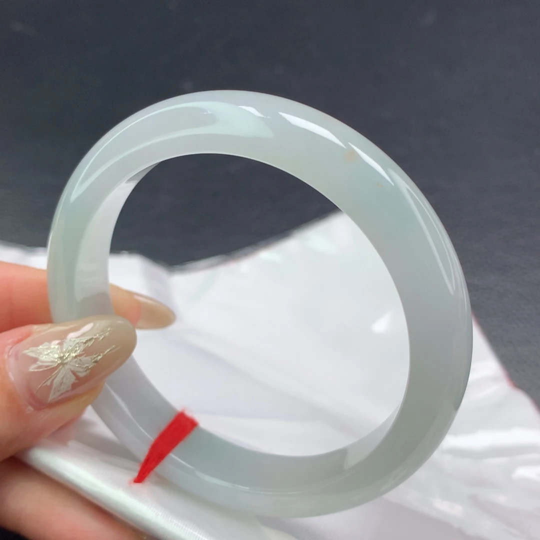 翡翠手镯未镶嵌（50号）