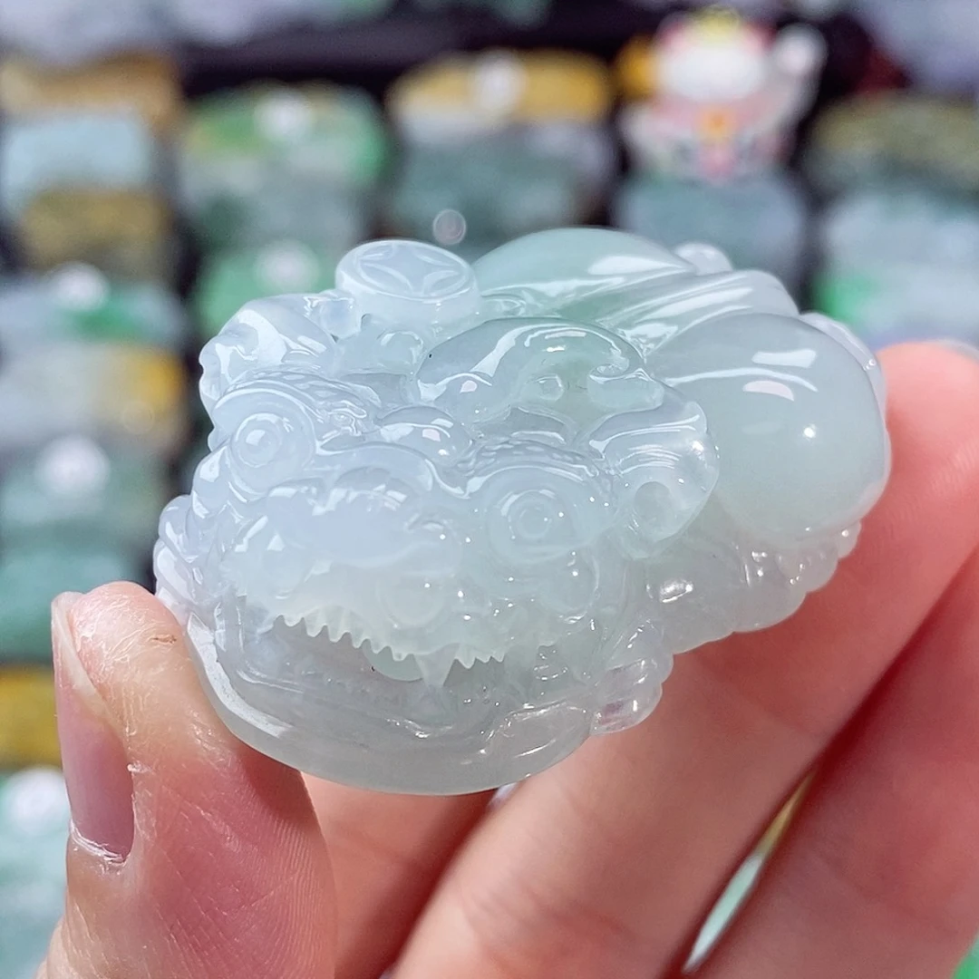 颈饰未镶嵌翡翠天然