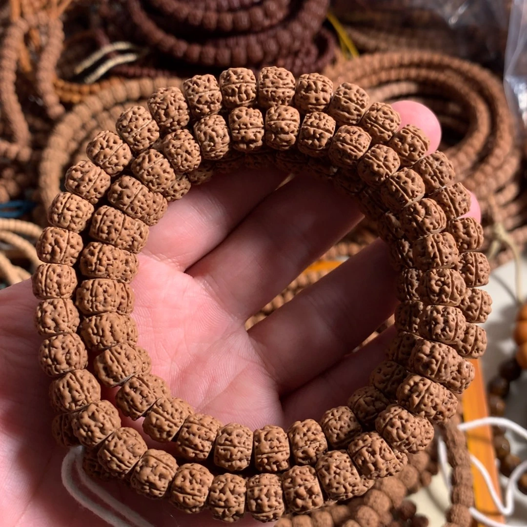 金刚菩提吊坠赛盘龙