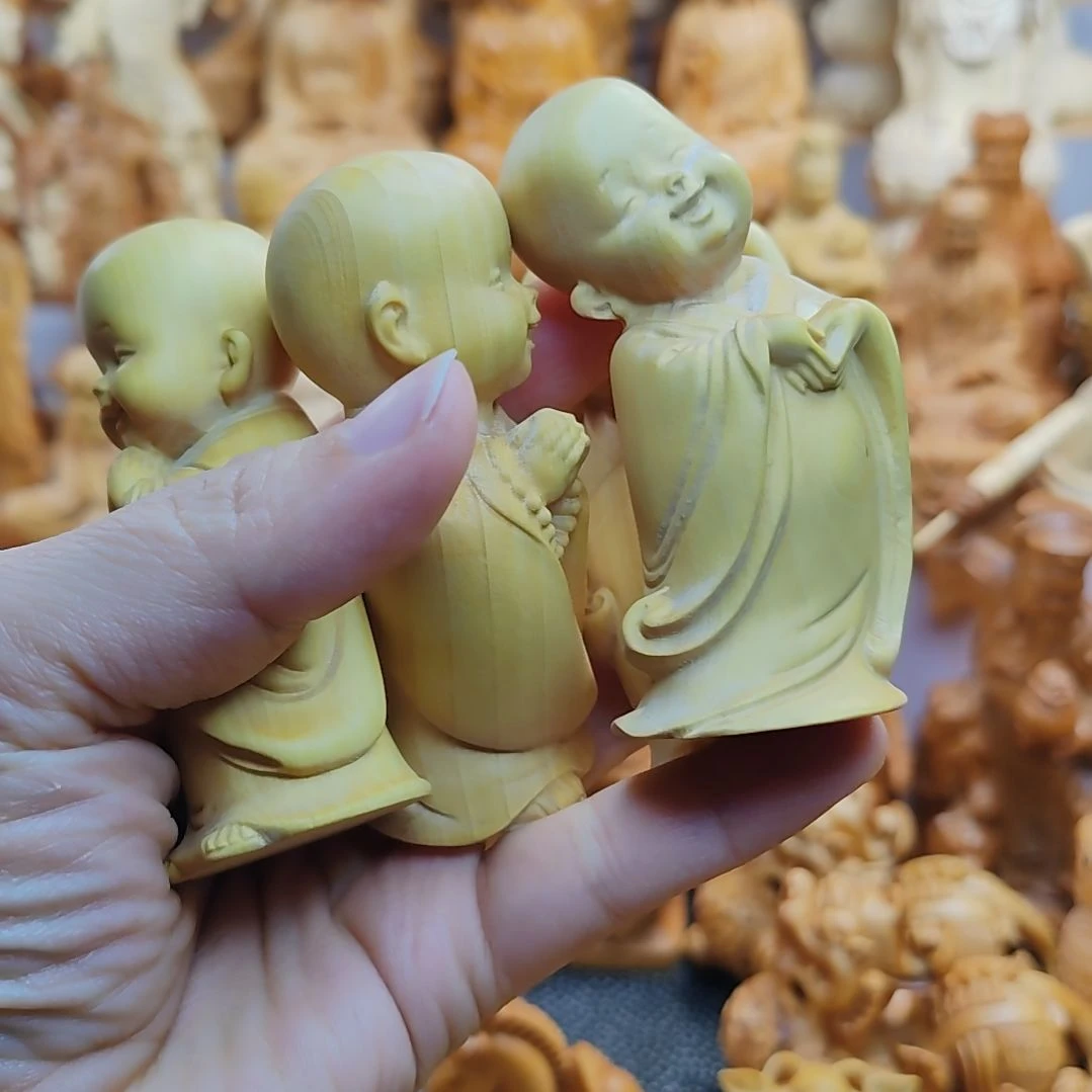 香榧木小和尚黄杨木摆件