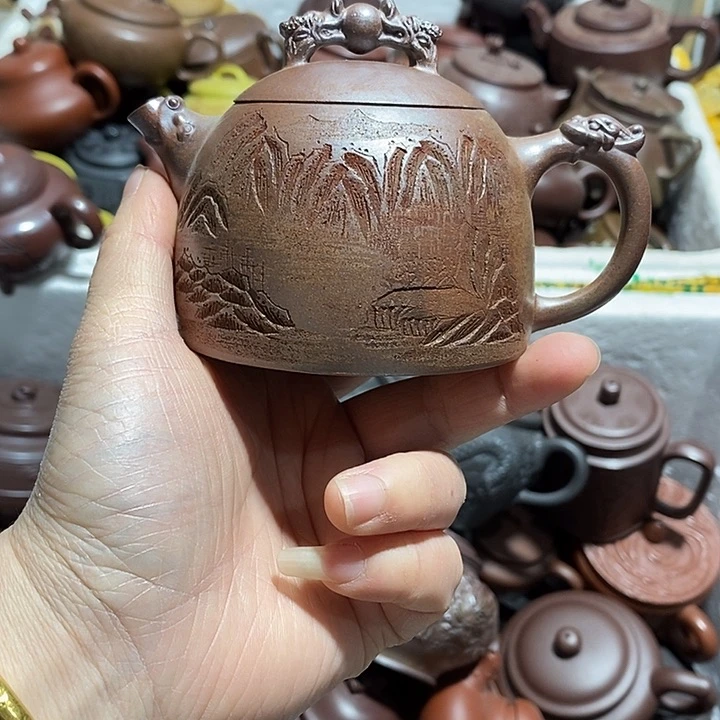 紫砂茶壶微瑕微笑
