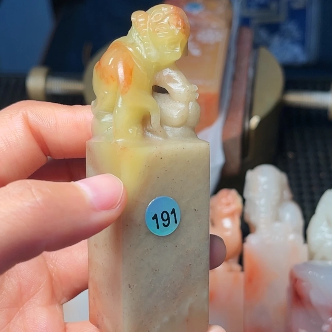 寿山石印石这么大岁数怎么