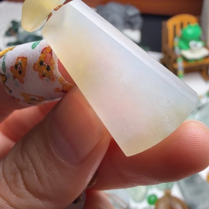 定制翡翠未镶嵌包工