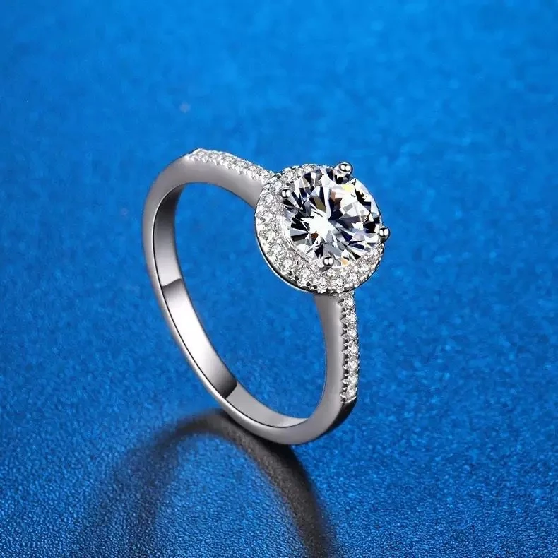 戒指 戒指 011圆包微镶1克拉镶嵌轻奢时尚经典求婚结婚