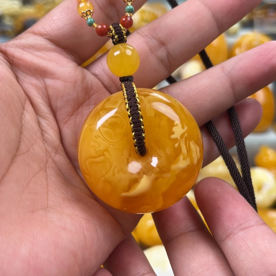 蜜蜡未镶嵌珠宝奇石
