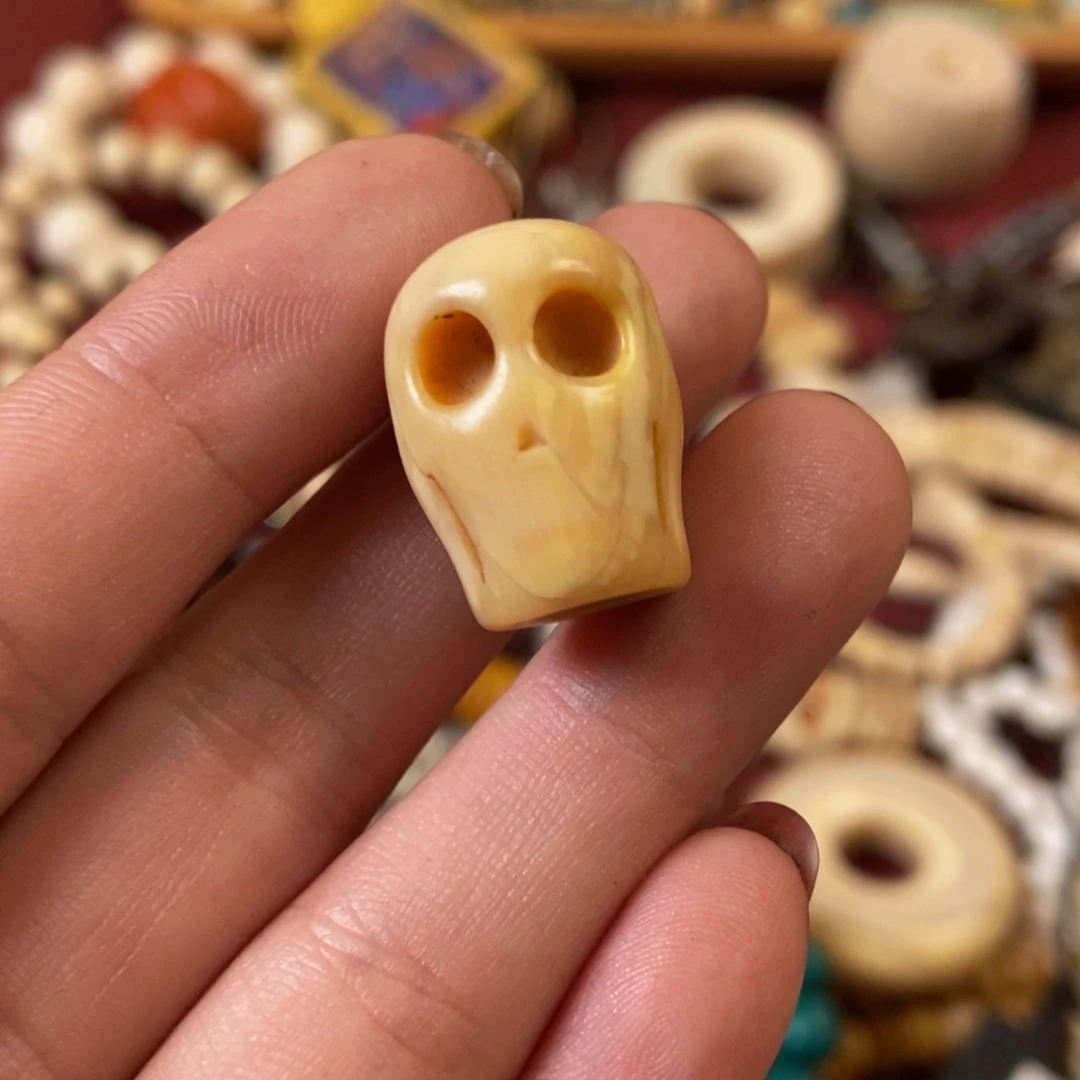 香榧木幸**.喜马拉雅珠串