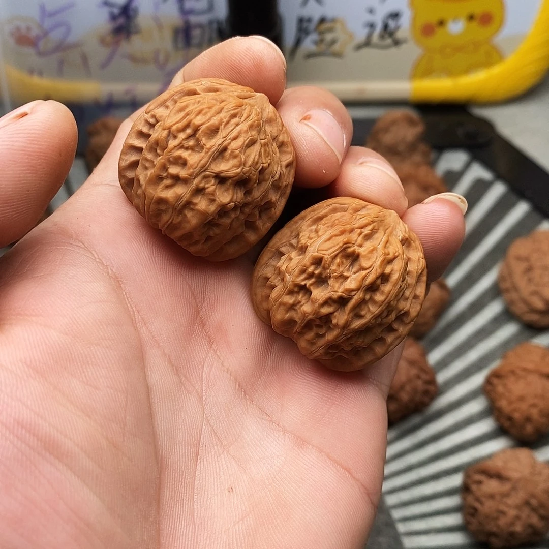 文玩核桃吊坠石子磨