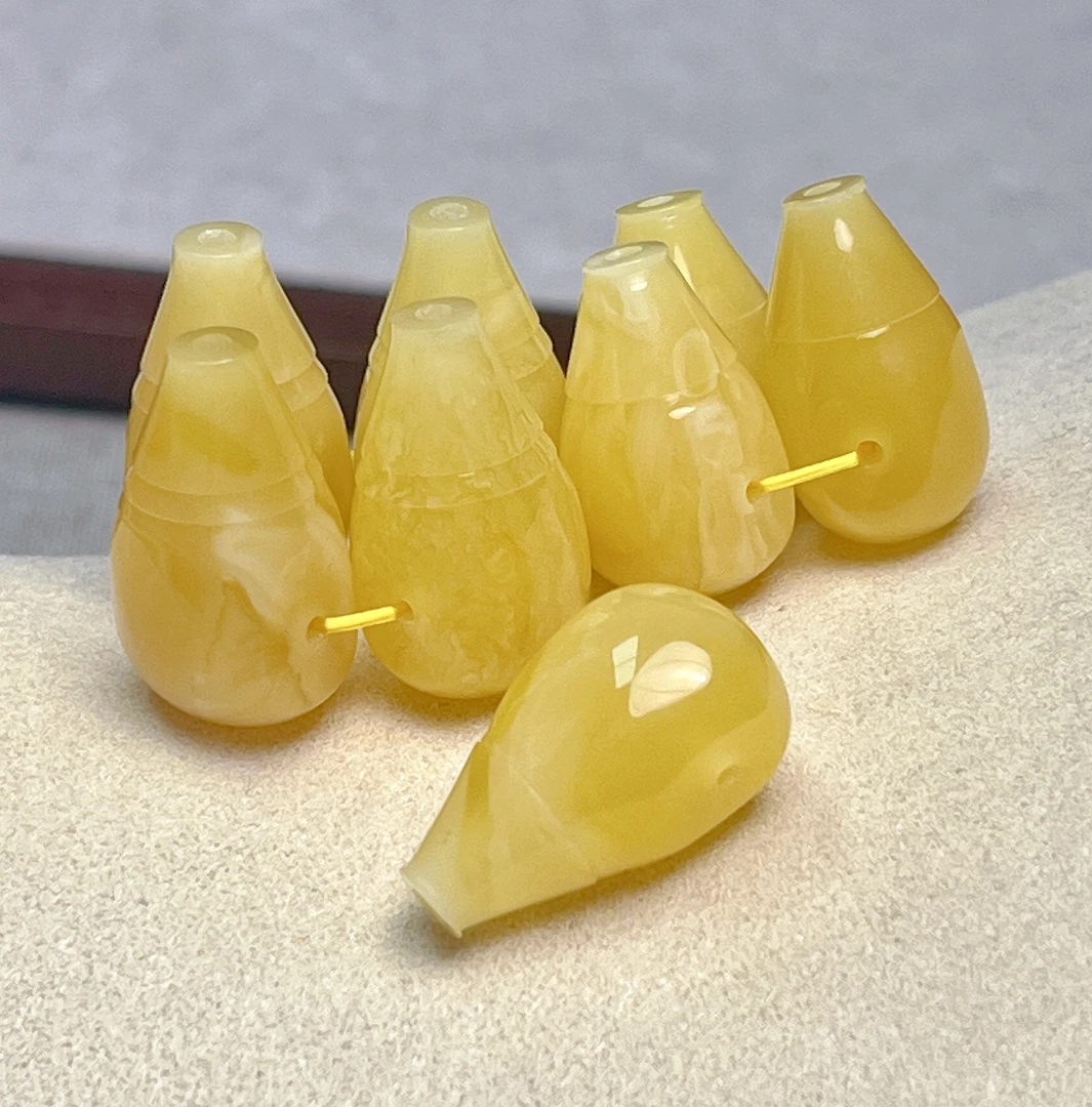 100-蜜蜡配饰三通