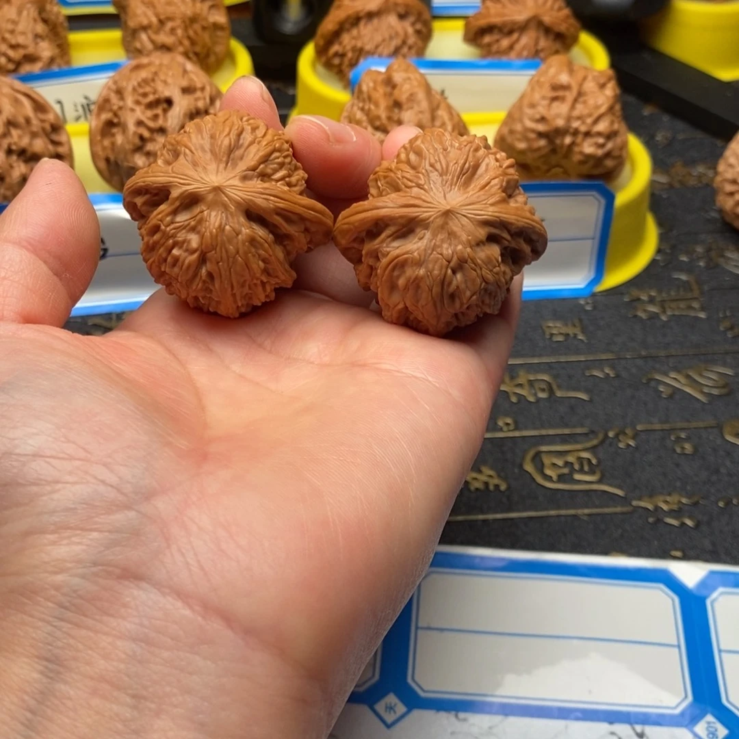 輝***吊坠文玩核桃磨盘