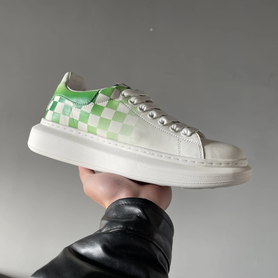 3058棋盘格男鞋时尚休闲板鞋百搭运动真皮潮鞋低帮韩版男士厚底