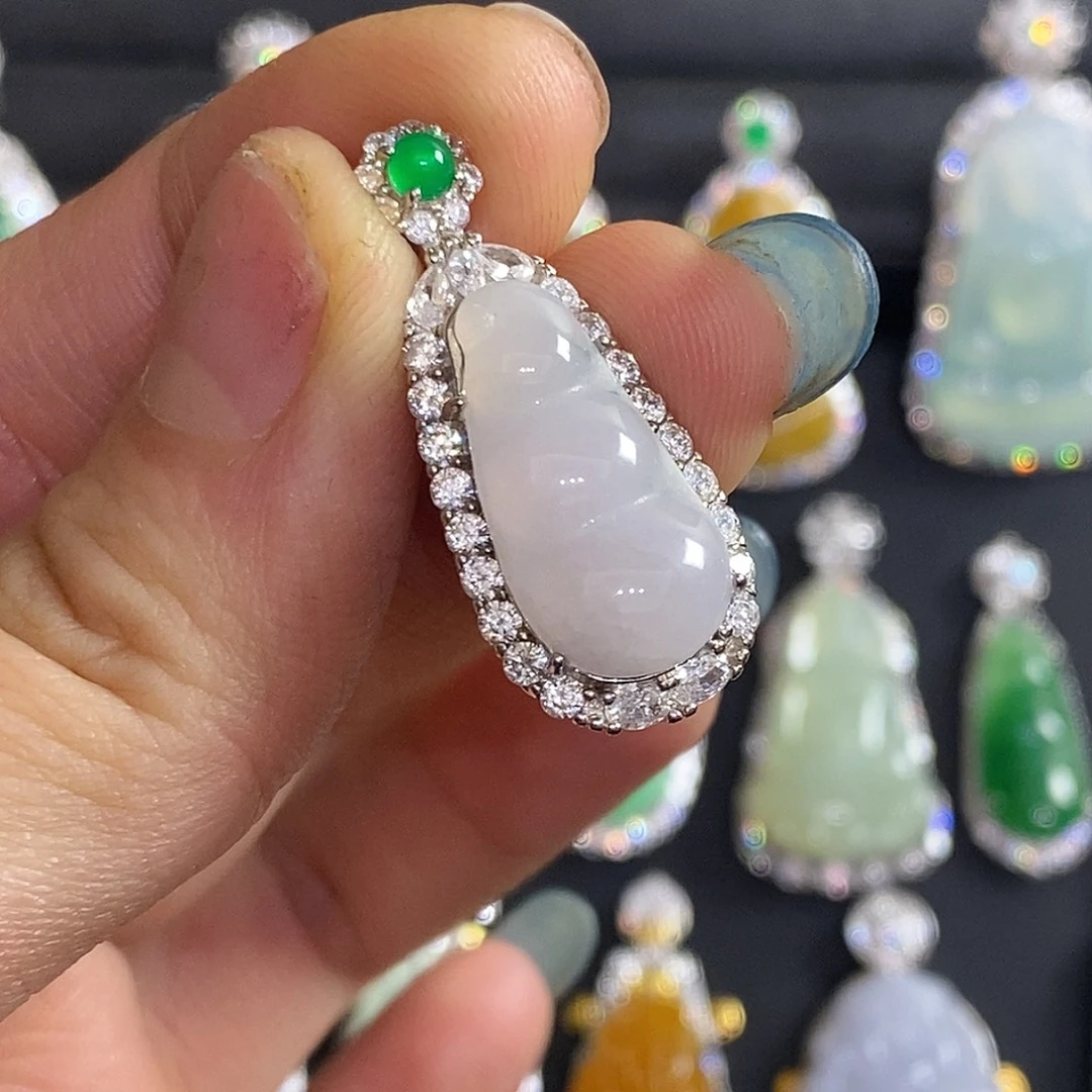 翡翠银S925镶嵌颈饰天然翡翠