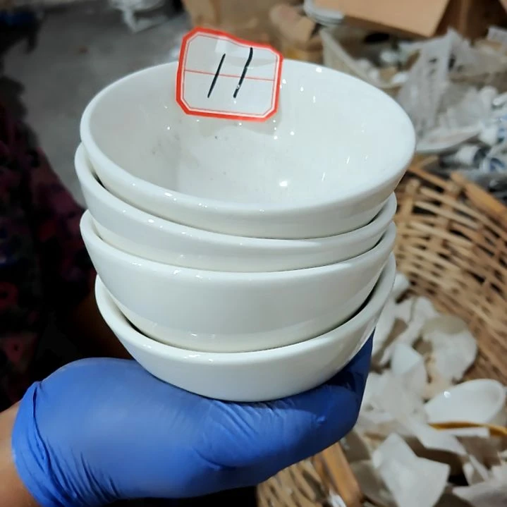 瓷片陶瓷盘子碗啥都有