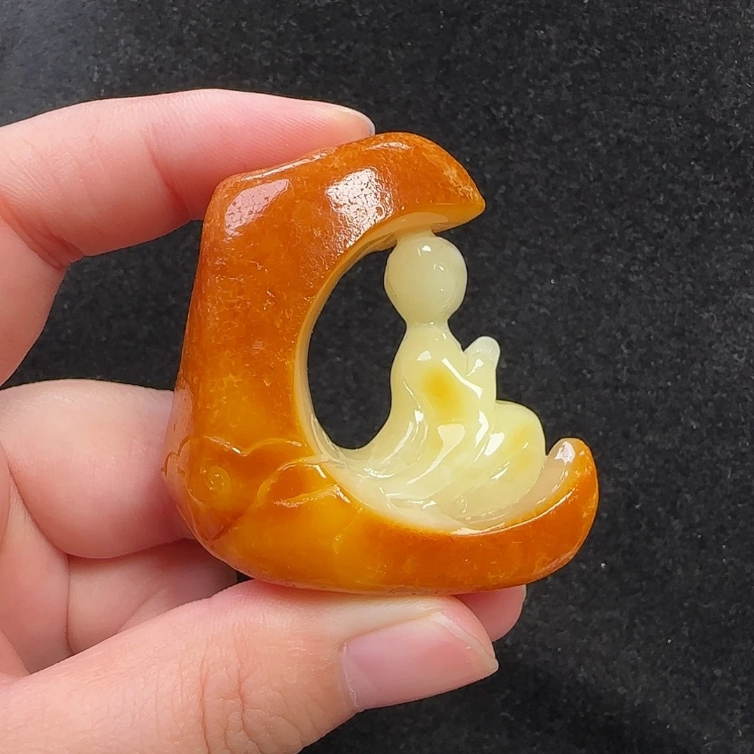 蜜蜡未镶嵌珠宝奇石