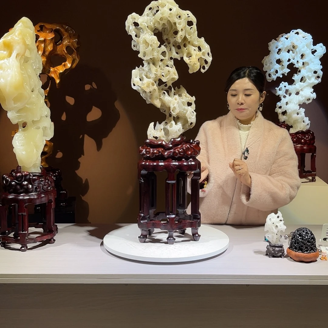 花***0太湖石摆件，高91宽32