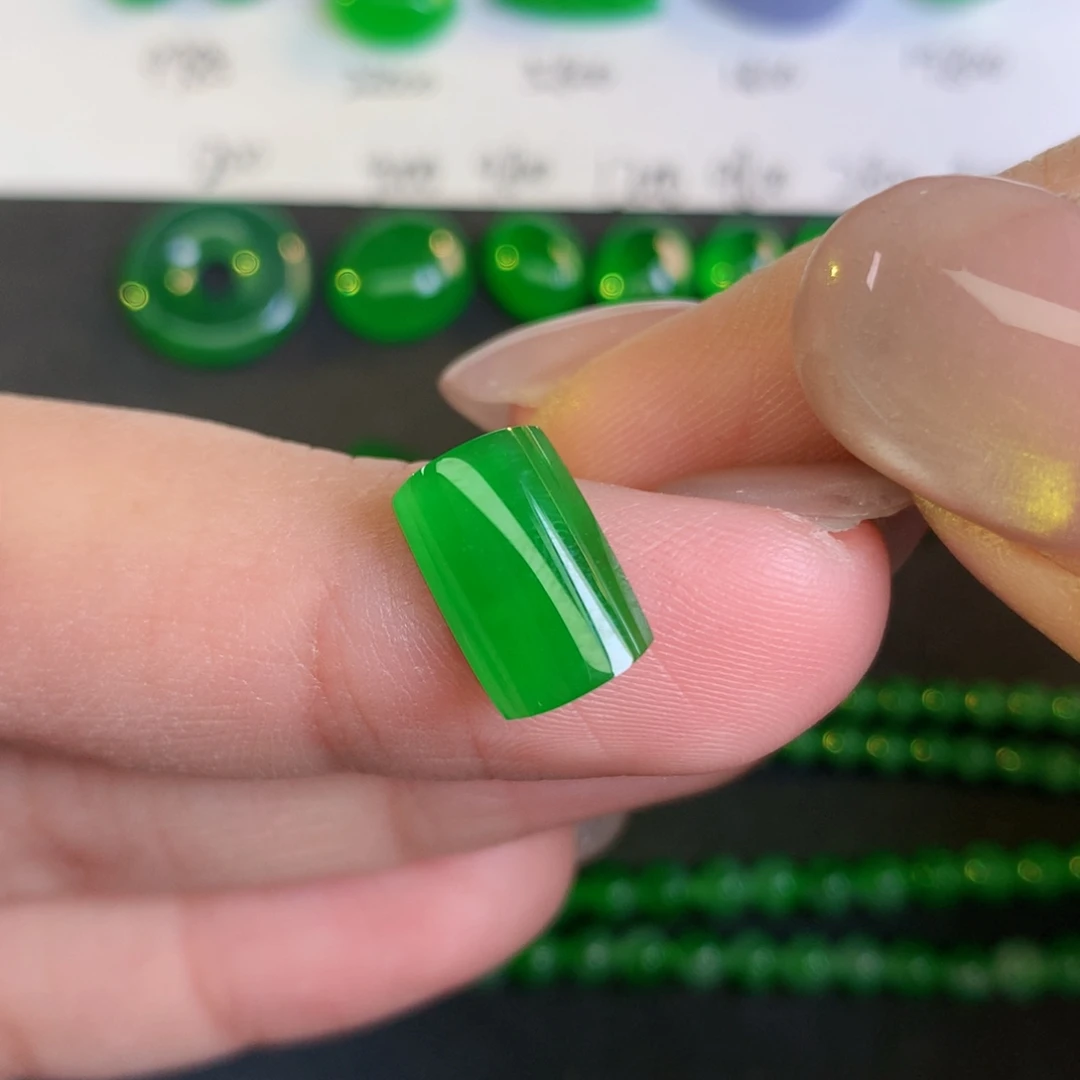 翡翠裸石11.21-7.3-2.94