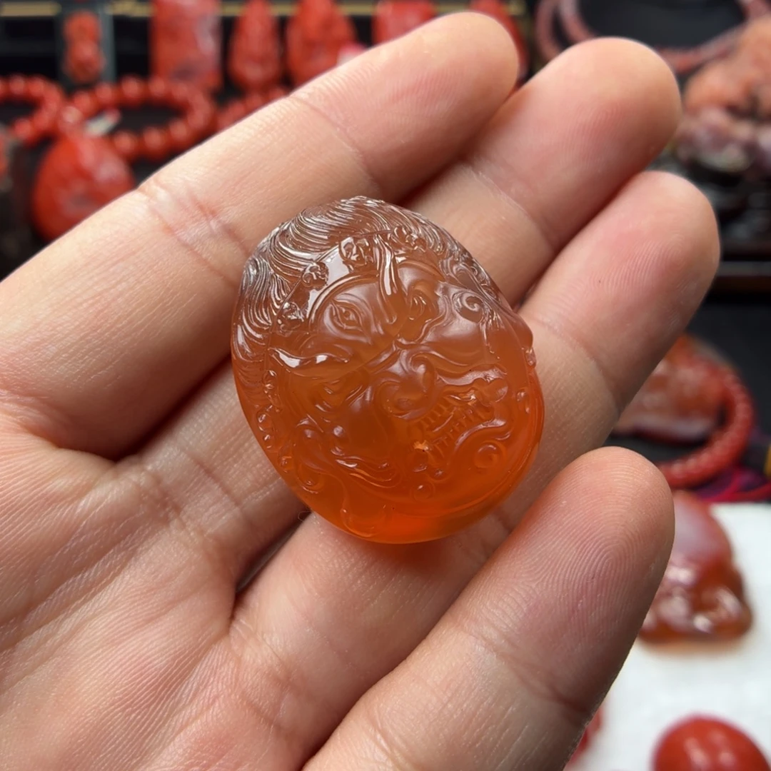 错***人南红玛瑙未镶嵌挂件