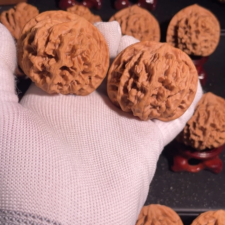 文玩核桃吊坠47官帽