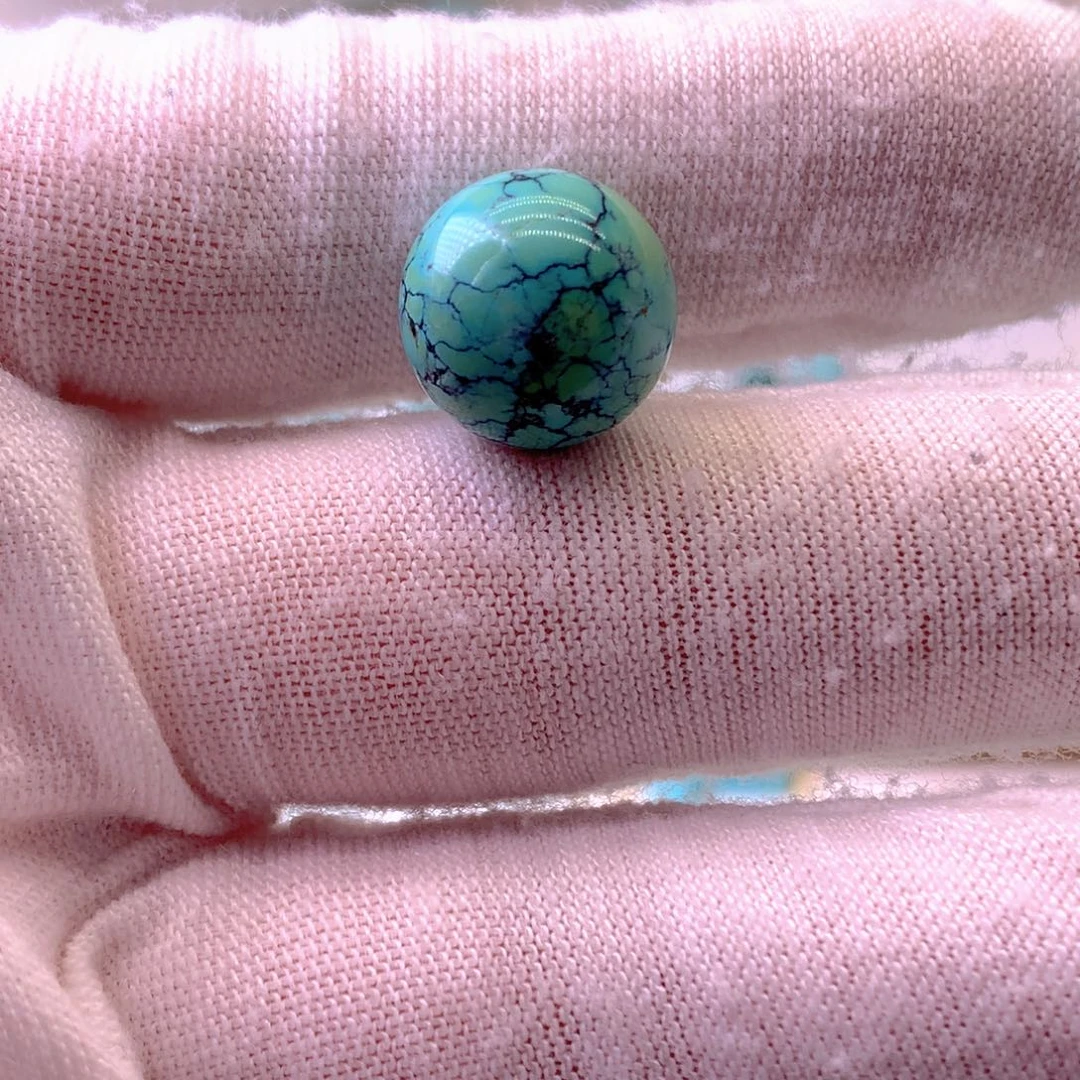 绿松石未镶嵌挂件